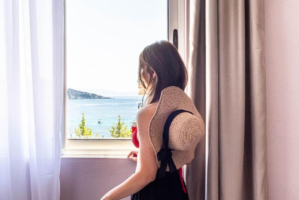 34 - & Access Apartament *